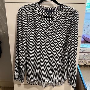 Brand New, Tommy Hilfiger, Large, V-Neck, Long Sleeve Tunic Top